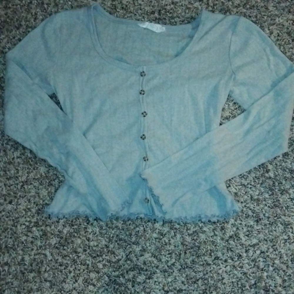 Long sleeve grey crop top
